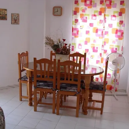Apartamento 3 -50 Metros Playa Apartment *